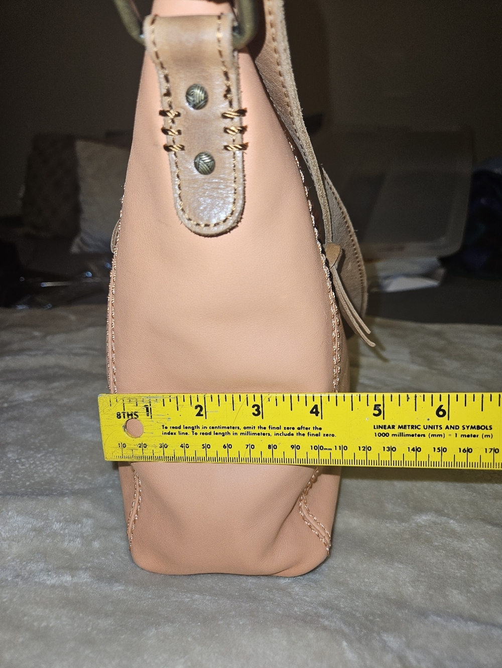 The SakLeather Crossbody Bag in Peach/Tan - Picture 5 of 16